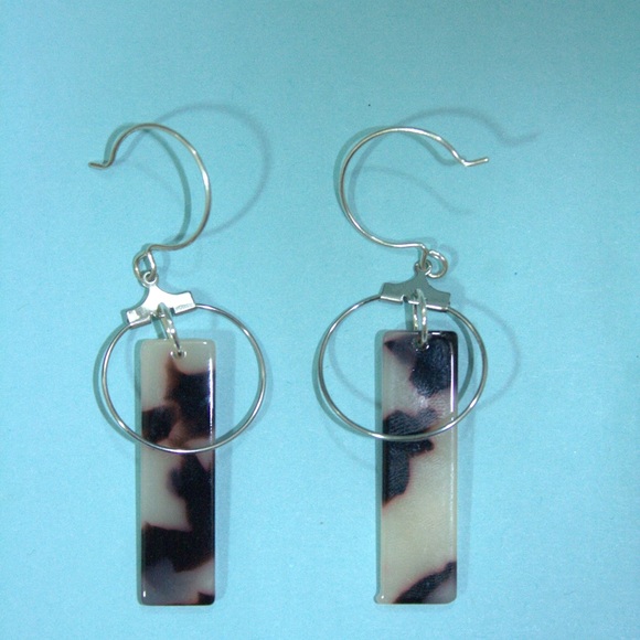 Handmade, Sterling silver tortoise shell earrings - Picture 3 of 3